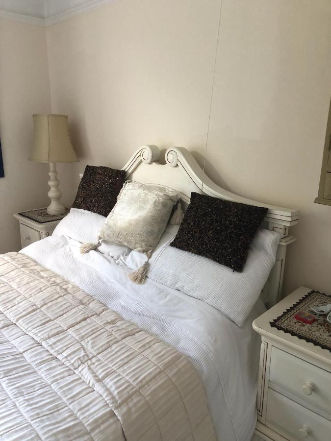 Old Orchard House Bed and Breakfast Lavant Exteriör bild